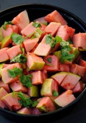 A picture of Spicy guava salad.