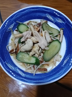 小黃瓜豆干炒雞肉 的食譜成品照片
