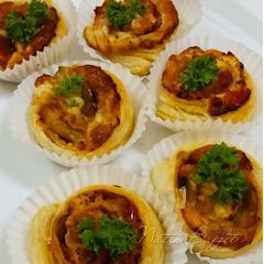 A picture of Rolled Pastry Chicken Pizza.