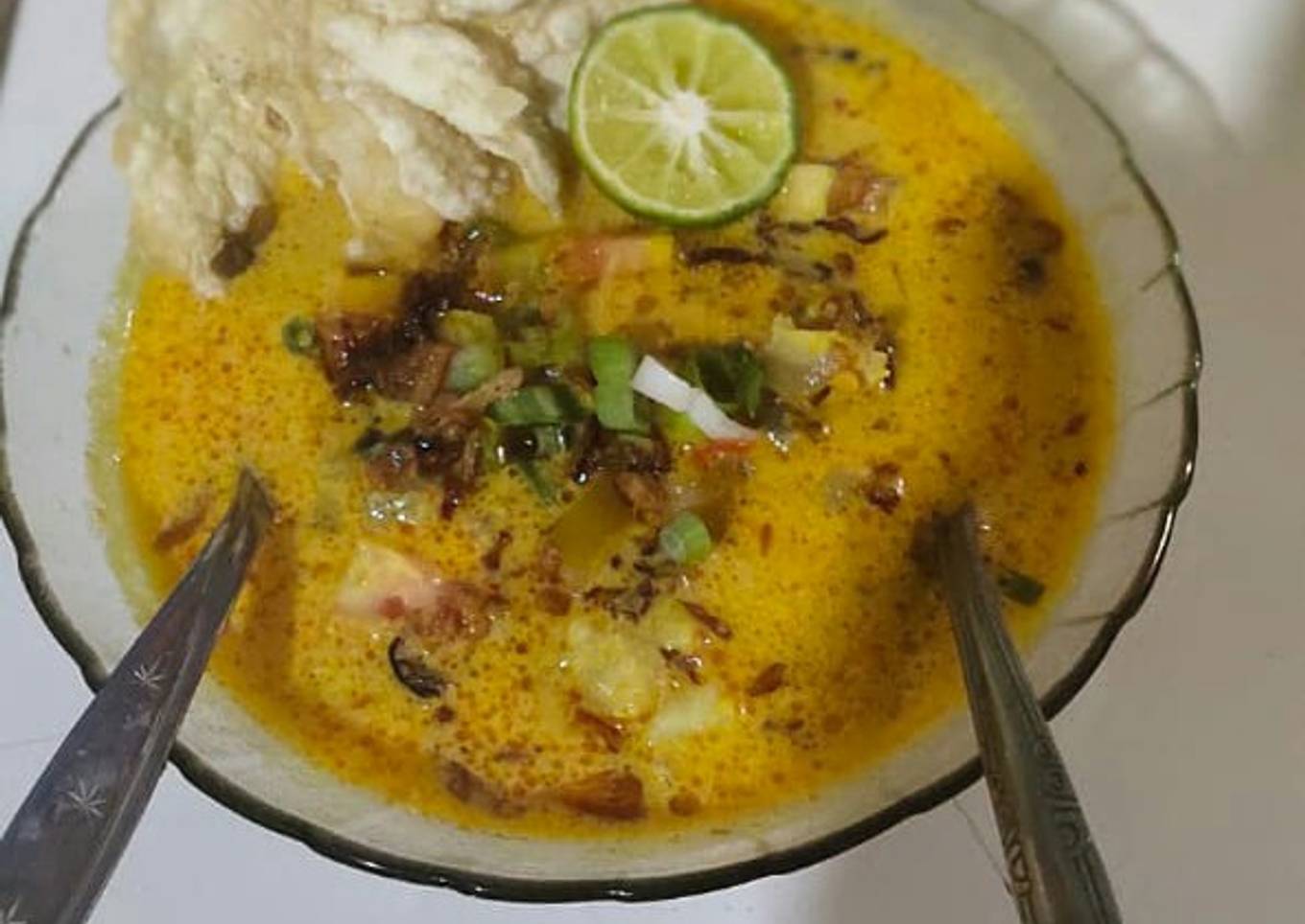 Soto kaki sapi khas betawi