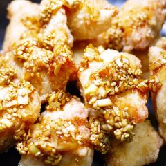 A picture of Original Tender Youlinji (Chinese Deep Fried Chicken with Sweet and Sour Sauce) made with Chicken Breasts.