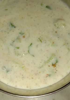 A picture of Cucumber Raita.