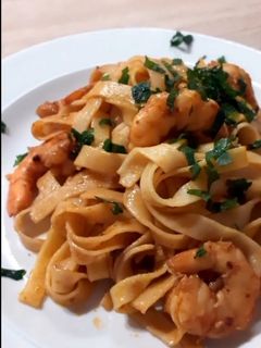 Фото Elipasta з креветками.