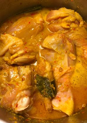 Foto resep Ayam Woku Manado (Resep Chef Juna di YouTube William Gozali)