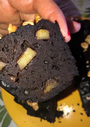 Una foto de Budín con manzana y nueces sin gluten 🍎