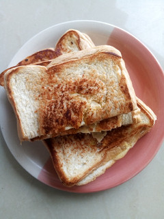 A picture of Toasted bread.
