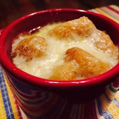A picture of Sweet and Mild French Onion Soup.