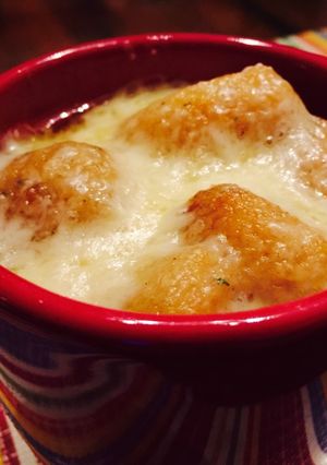 A picture of Sweet and Mild French Onion Soup.