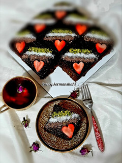 عکسی از دستور کیک خیس نارگیلی شکلاتی