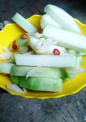 Hình của món Su hào muối chua.