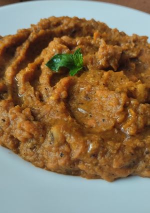 Una foto de Dip de pimiento🌶️, zanahoria🥕 y frijoles🌰🫘🥙