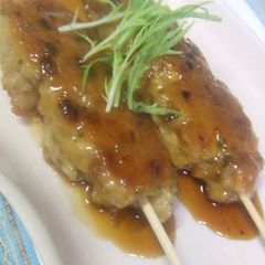 A picture of Izakaya-style Tsukune Patties.