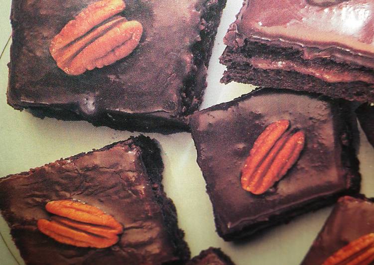 Recipe of Homemade Pecan Caramel Brownies