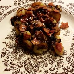 A picture of Bacon and bananas.