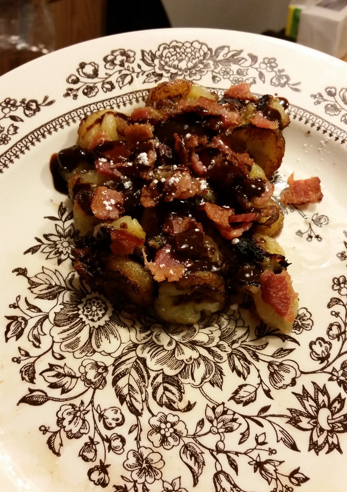 A picture of Bacon and bananas.