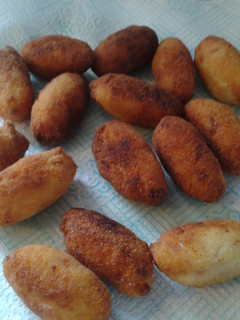 A picture of Spanish ham Croquetas.