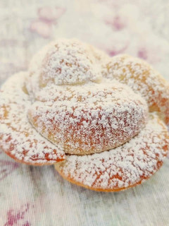Foto di Roselline di pan brioche con lievito madre