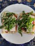 Tostada verde con Toque Brie