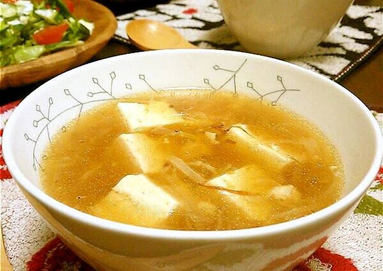 Tasty And Delicious of Chicken Soboro and Thickened Tofu Soup