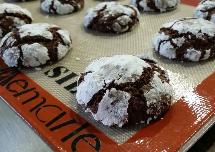 Step-by-Step Guide to Prepare Homemade Chocolate Crinkle Cookies