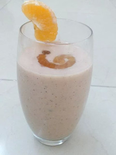 A picture of Breakfast smoothie.