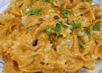 Easiest Way to Prepare Perfect Pinksauce farfalle