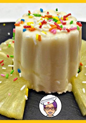 Una foto de Flan de piña sin horno ni azúcar