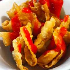 A picture of Pangsit Goreng Dori.