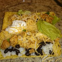 A picture of Chipotle chicken taco bowls.