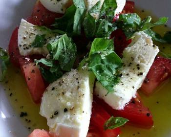 Fast Cooking Methods Bocconcini fresh tomato   basil salad Most Delicious