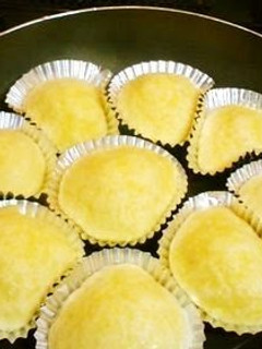 A picture of Cheese Steamed Bread with Pancake Mix in a Frying Pan.