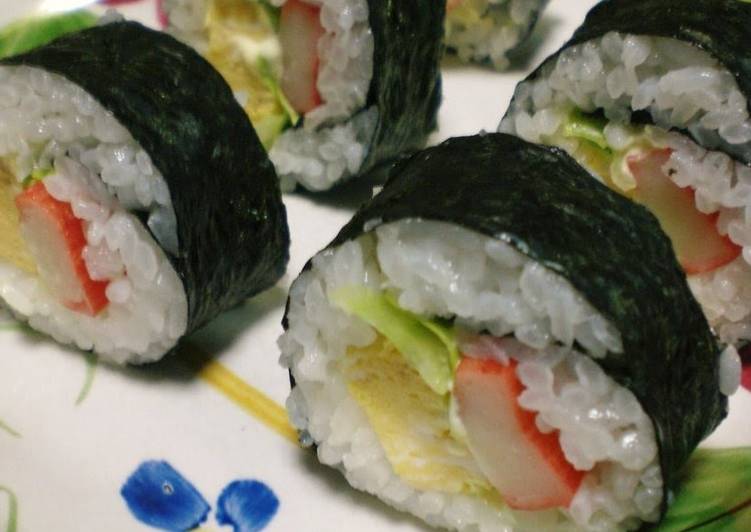 Recipe of Homemade Salad Sushi (California Roll)