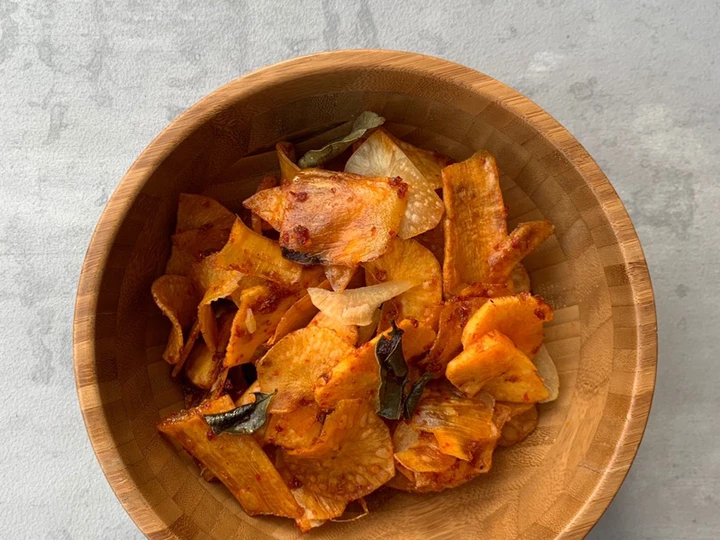 Langkah Mudah untuk Membikin Resep 74. Keripik Singkong Balado (Renyah, No Daun Kapur Sirih, Natural) yang  Bikin Ketagihan Anti Ribet, Lezat Sekali