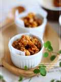 Simple Walnut Caramel Praline