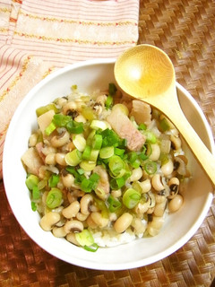 A picture of Easy Black Eyed Peas with Rice.