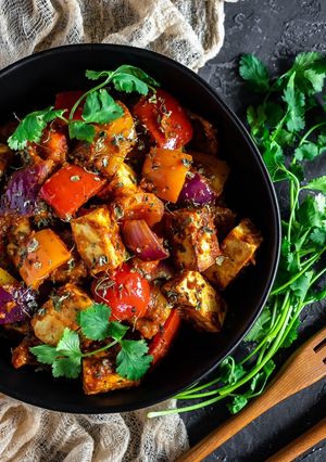 A picture of Paneer jalfrezi.