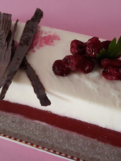 Una foto de Panna Cotta de fresas con nata