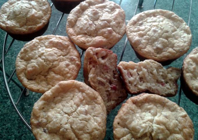 Zucchini, bacon and cheese muffins.