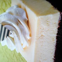 A picture of Brownie Cheesecake.