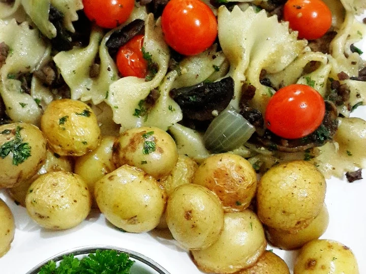 Easy Way Prepare Recipe Bowties Beef Mushroom with Buttered Potatoes that is Really Delicious, Appealing}