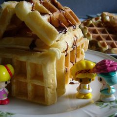 A picture of Waffle House! Happy Breakfast!.