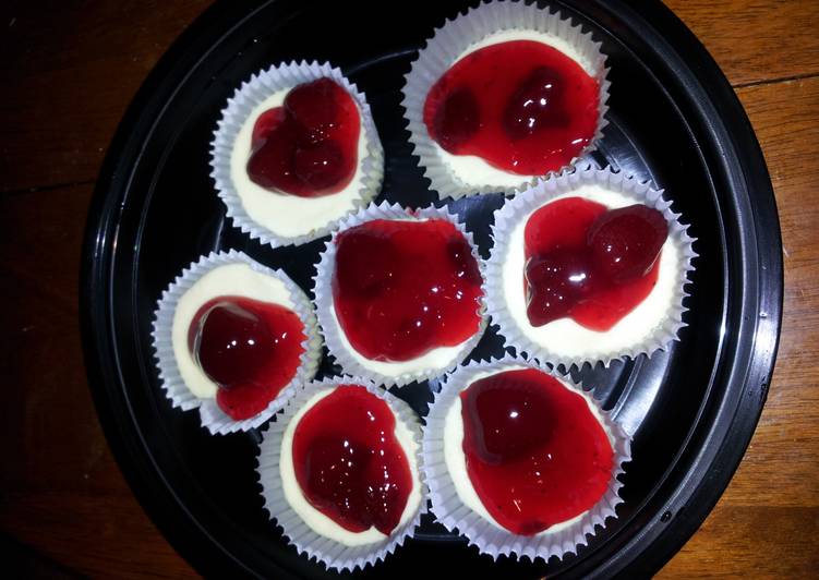 Simple Way to Make Super Quick Homemade Strawberry cheese cake minis