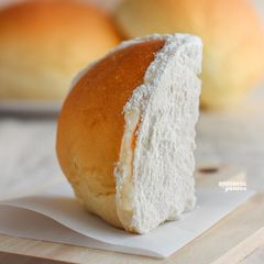A picture of Quarter Cream Cheese Bun.