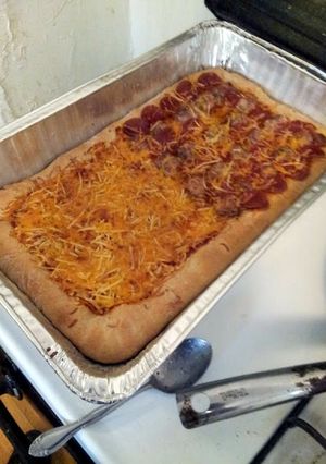 A picture of Family Pizza.