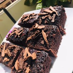A picture of Brownies.
