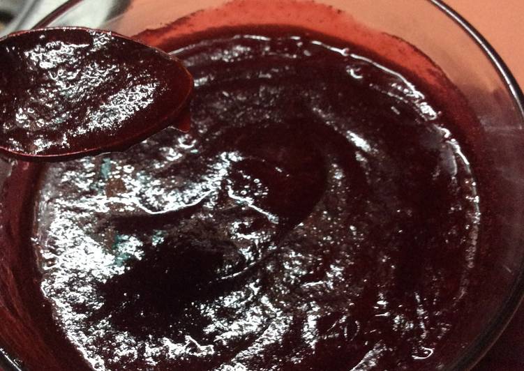 Recipe of Quick Jellied Cranberry Sauce