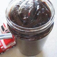 A picture of Tianmianjiang-style Sweet Miso Sauce.