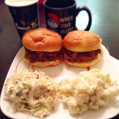 A picture of Easy Peasy Pulled Pork.
