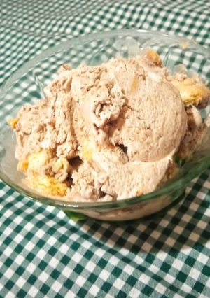 Una foto de HELADO DE CHOCOLATE con solo 3 ingredientes