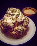 Coliflor entera asada con salsa Tahini